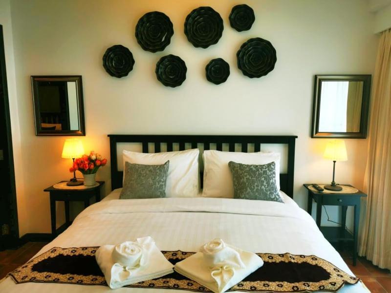 Beach Gallery House Jomtien Beach Exterior photo