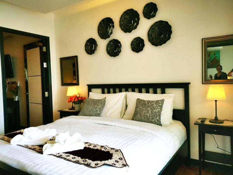 Beach Gallery House Jomtien Beach Exterior photo